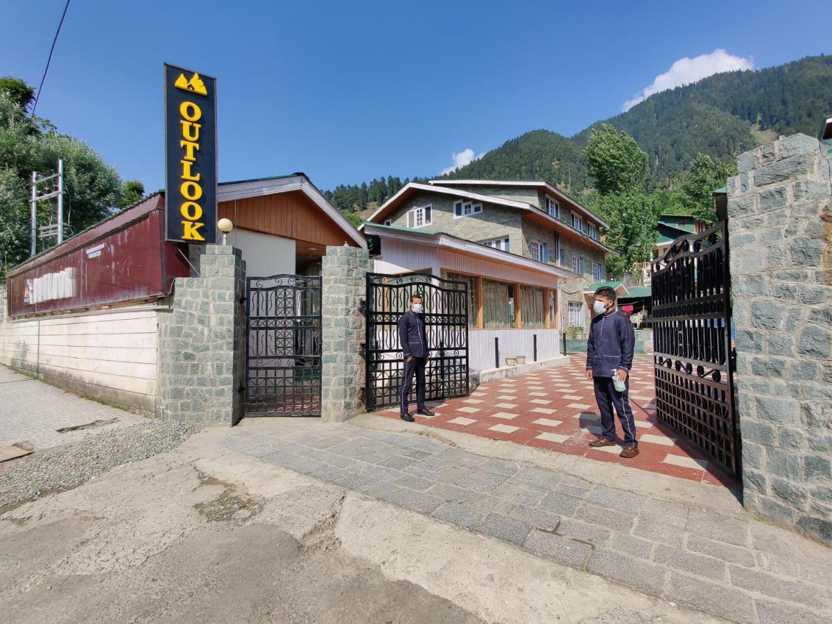 Hotel Outlook Pahalgām Esterno foto